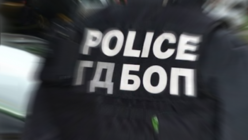 Данъчен служител е задържан от ГДБОП в София заради поискан