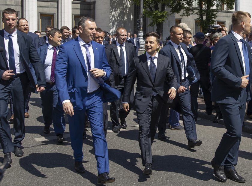 Украинската Върховна рада одобри президентски законопроект, който има за цел