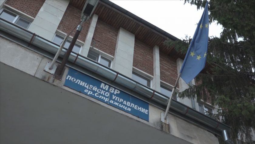 Дни преди частичните избори за кмет на Стражица, около 20