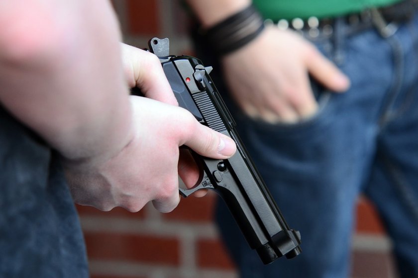 Стрелба е открита в основно училище в американския град Мемфис,