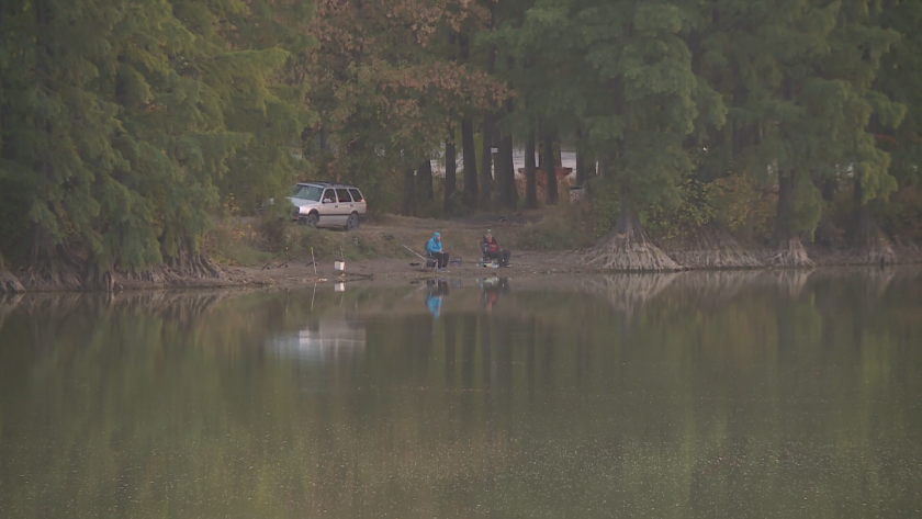 Бракониери заплашват рибното разнообразие в едно от любимите места за