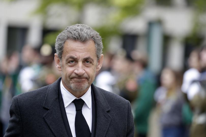 Осъдиха Саркози на 1 година затвор