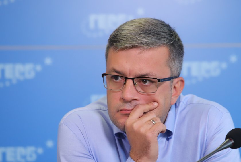Във Фейсбук Тома Биков посочи, че целта на ГЕРБ е