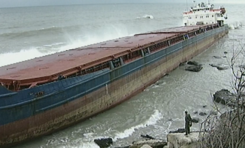 Инцидентът с товарния кораб край Камен бряг припомни на морската