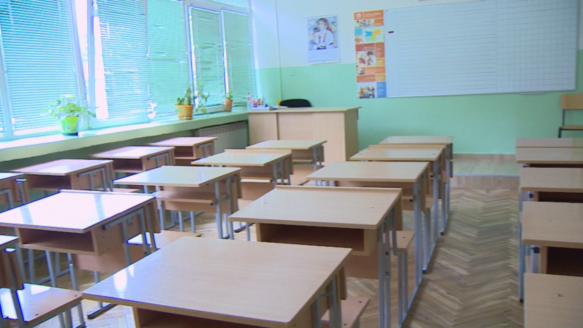 София вече е в тъмночервената COVID зона.В нея са общо