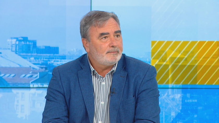 Намираме се в четвърта вълна в пълния й разгар, след