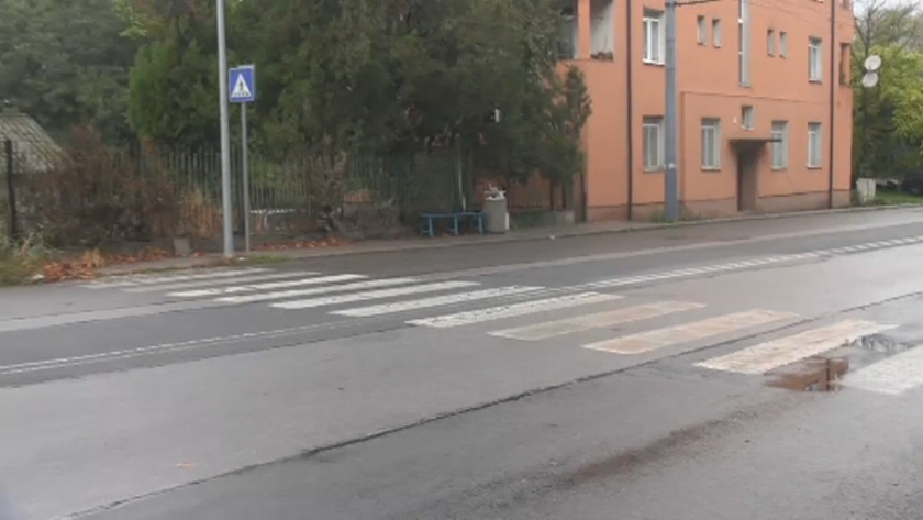 Инцидент в Бургас. Жена и дете бяха блъснати на пешеходна