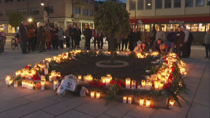 Жителите на норвежкия град Конгсберг почетоха жертвите на нападението с