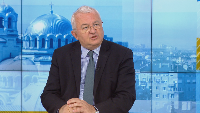 Има много голям интерес към България. Имаме два пъти повече