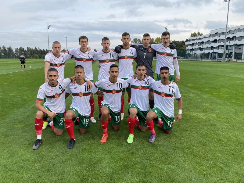 българия u17 състав квалификациите евро 2022