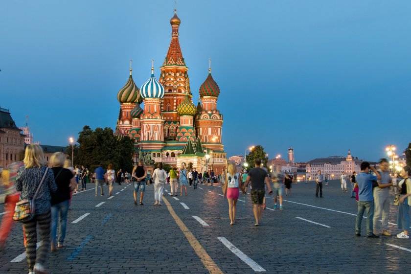 Москва въвежда четиримесечна забрана за напускане на дома за хора