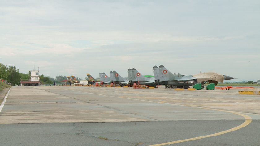 Синът на загиналия военен пилот майор Валентин Терзиев съди авиобаза