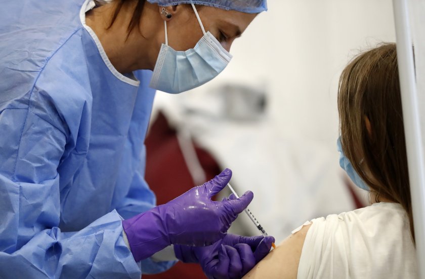 проучване сащ родителите биха ваксинирали ковид малките деца