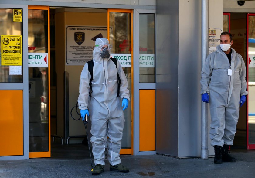 Отново над 5000 заразени с COVID-19 у нас в рамките