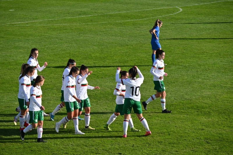 националният тим девойки класира втората фаза евро 2022