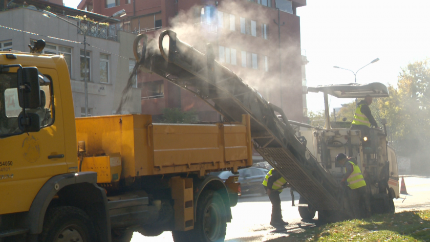 Столичната община започна от днес ремонт на основни булеварди и