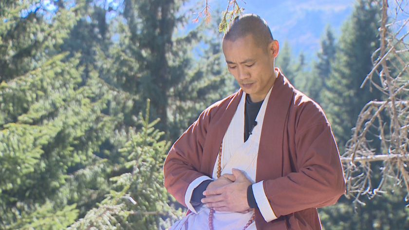 Монахът от манастира Шаолин - майстор Ши Хенг И успя