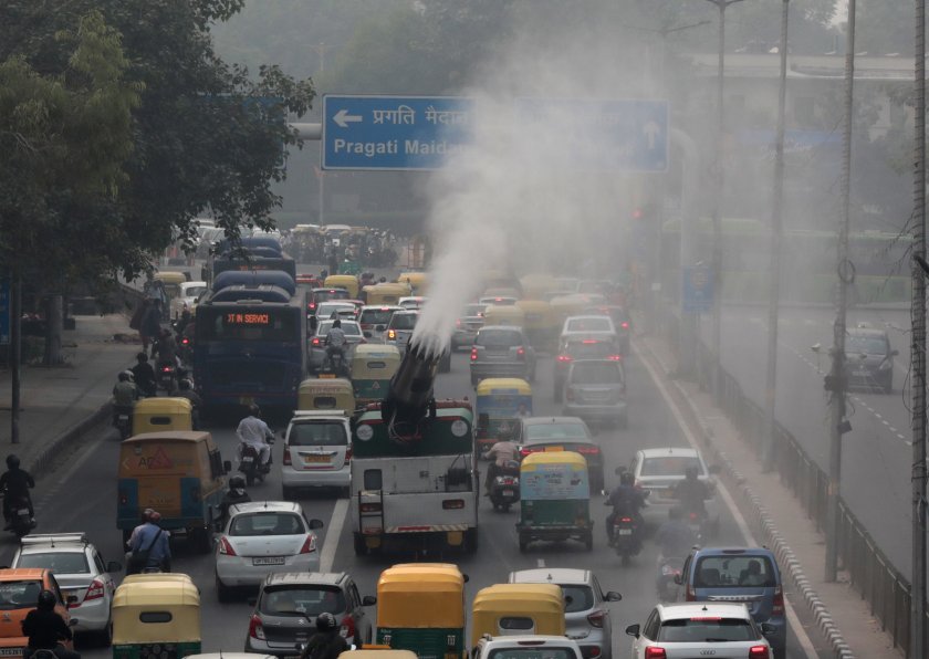 Ню Делхи отново осъмна с рекордно мръсен въздух. Замърсяването надхвърля