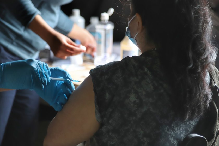 984 души ваксинирали изнесените пунктове софия уикенда