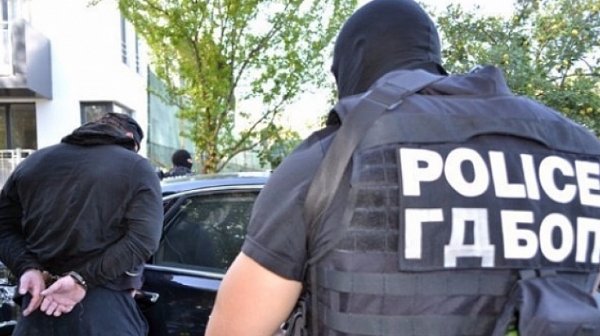 Над 10 задържани при акция на ГДБОП във връзка с разследването на строежа на АМ "Хемус"