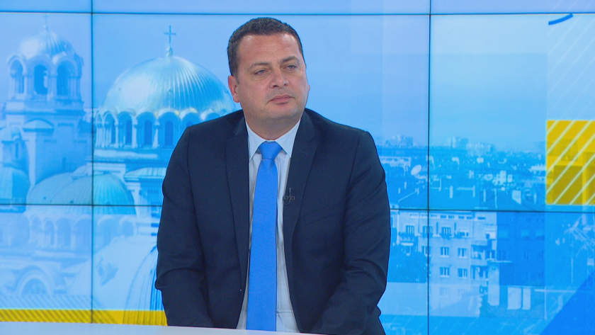 С желанието на хората за новото, така от БСП си