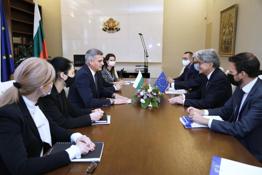 Възможно е вече да има български вариант на Ковид-19, тъй