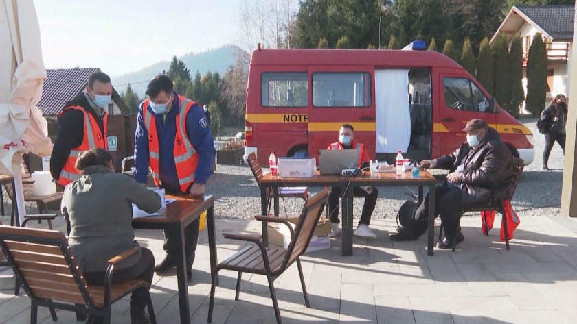 Петима души са арестувани в Румъния за издаване на фалшиви