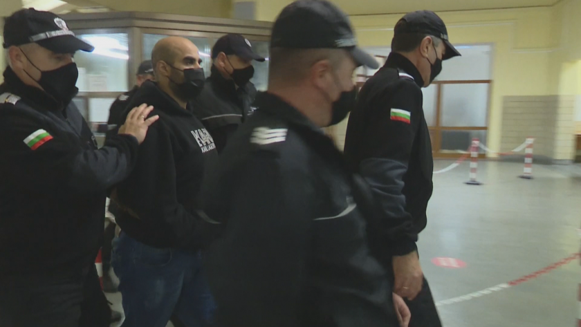 ямболският съд остави ареста издирван терористични дейности белгиец