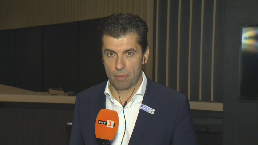 Аз ще бъда кандидат за премиер от Продължаваме промяната, но