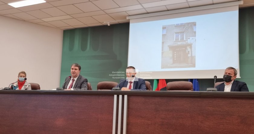 Българин на 48 години е участвал в международна група за