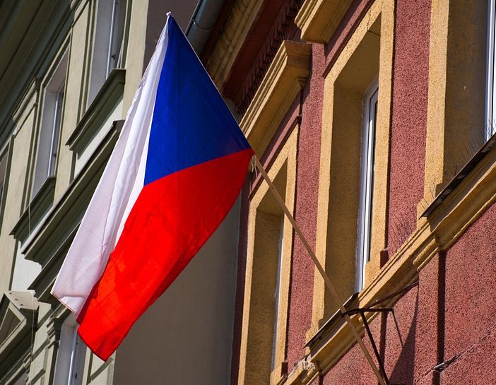 Чехия обсъжда въвеждане на извънредна епидемична обстановка