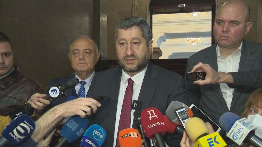 На трите партии ни предстоят решения на съответните органи, за