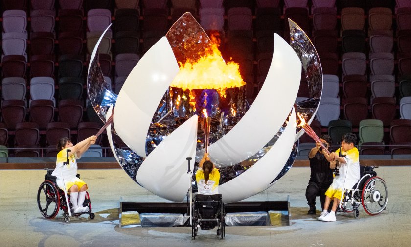 красива церемония даде старт параолимпийските игри токио снимки
