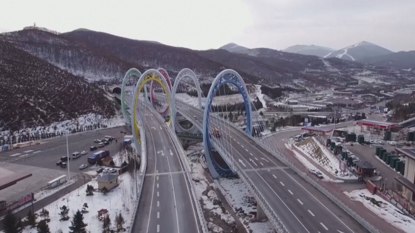 Предстоящата Олимпиада в Китай оформи два лагера в света. Съединените