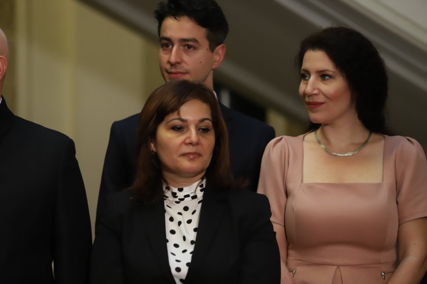 Народните представители продължават с приемането на правилника, по който ще