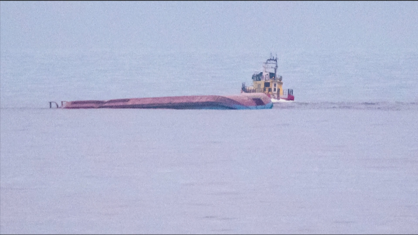 Тялото на един от двамата моряци, изчезнали при сблъсъка на