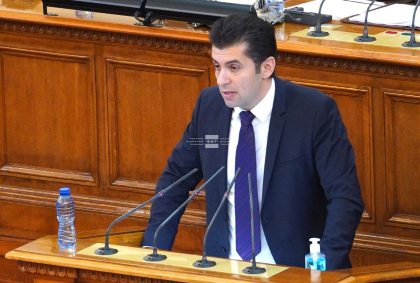 Кирил Петков пред НС: Моята първа заповед ще бъде всеки в МС да влиза със зелен сертификат