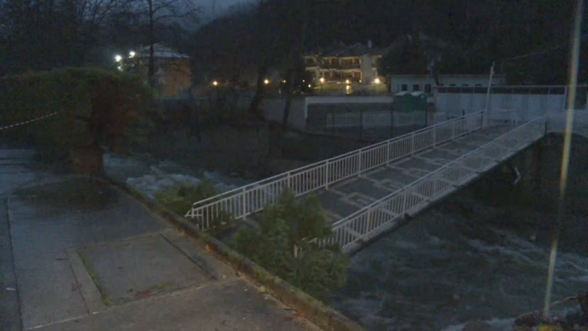 В Огняново продължава да вали много сиен дъжд и нивото