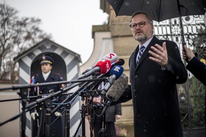 Чешкият президент назначи новото правителство, ръководено от Петр Фиала (на