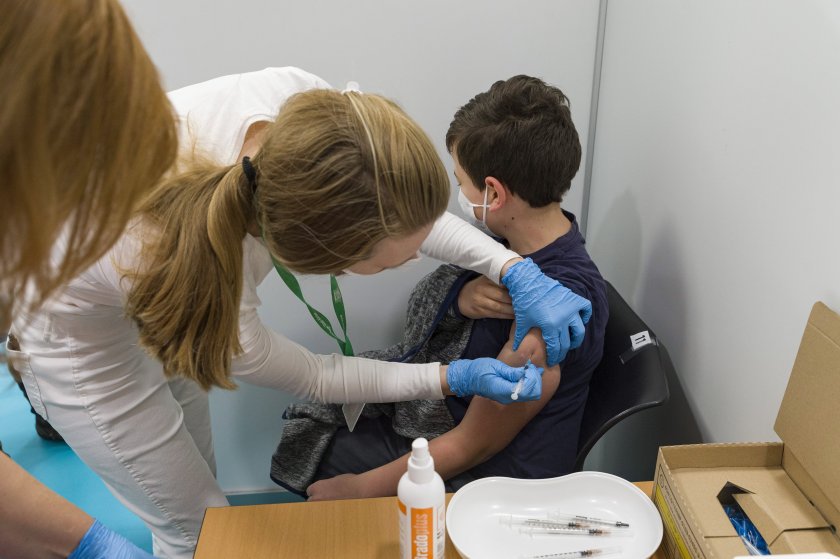 10 деца под 11-годишна възраст бяха имунизирани срещу Covid-19 във