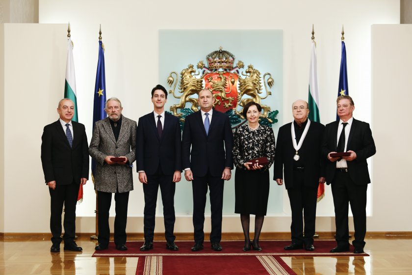 Президентът Радев удостои с орден "Стара планина" културни дейци (СНИМКИ)