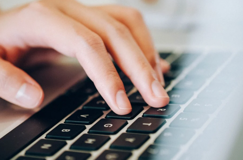 При онлайн пазаруването трябва да бъдем внимателни откъде го правим,