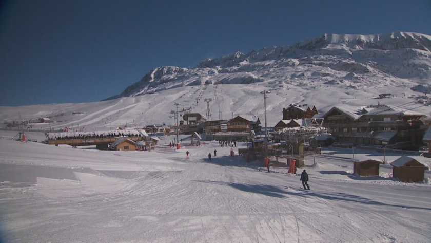 Британци масово анулират резервации във френските Алпи заради ковид ограниченията