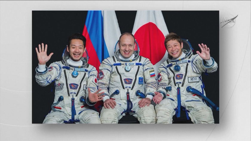 Японски милиардер се завърна успешно от туристическия си полет до Космоса
