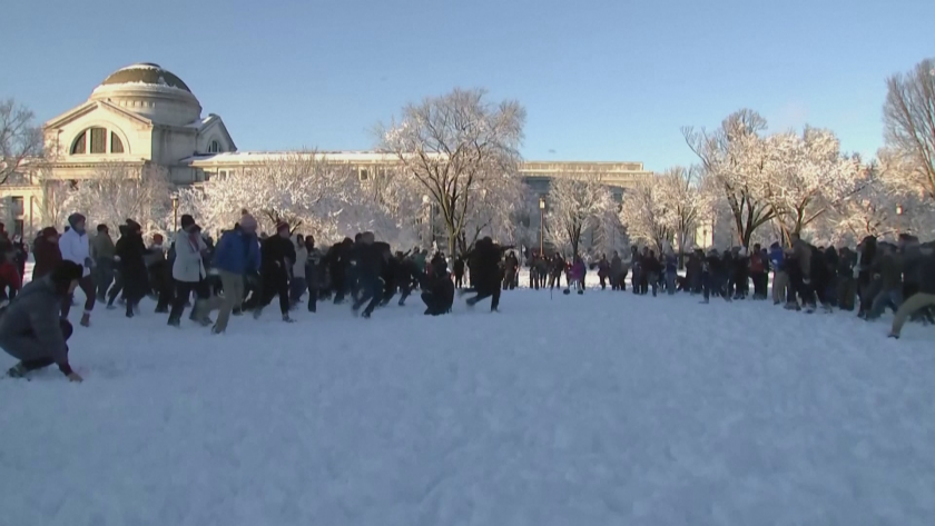 Във Вашингтон се състоя първият за тази година бой със