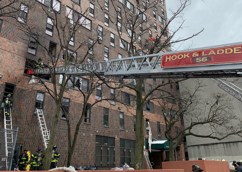 души сред деца загинали пожар жилищен блок йорк