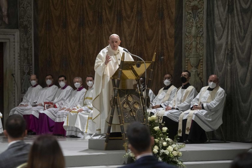 папа франциск ваксинирането коронавирус морално задължение