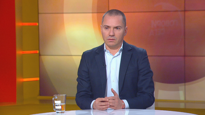 Заместник-председателят на ВМРО Ангел Джамбазки определи правителственото посещение в Северна