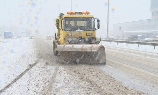 Временно движението на тежкотоварни автомобили по АМ Хемус в участъка