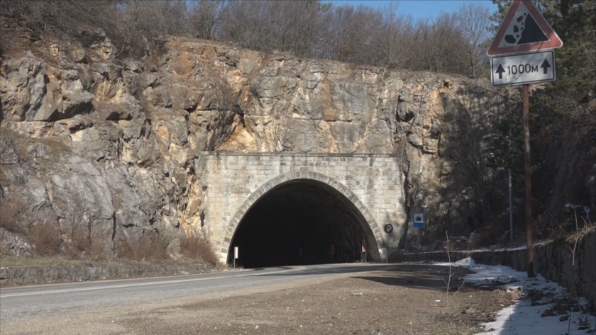 шофьори алармират опасен тунел пътя дряново ndash габрово
